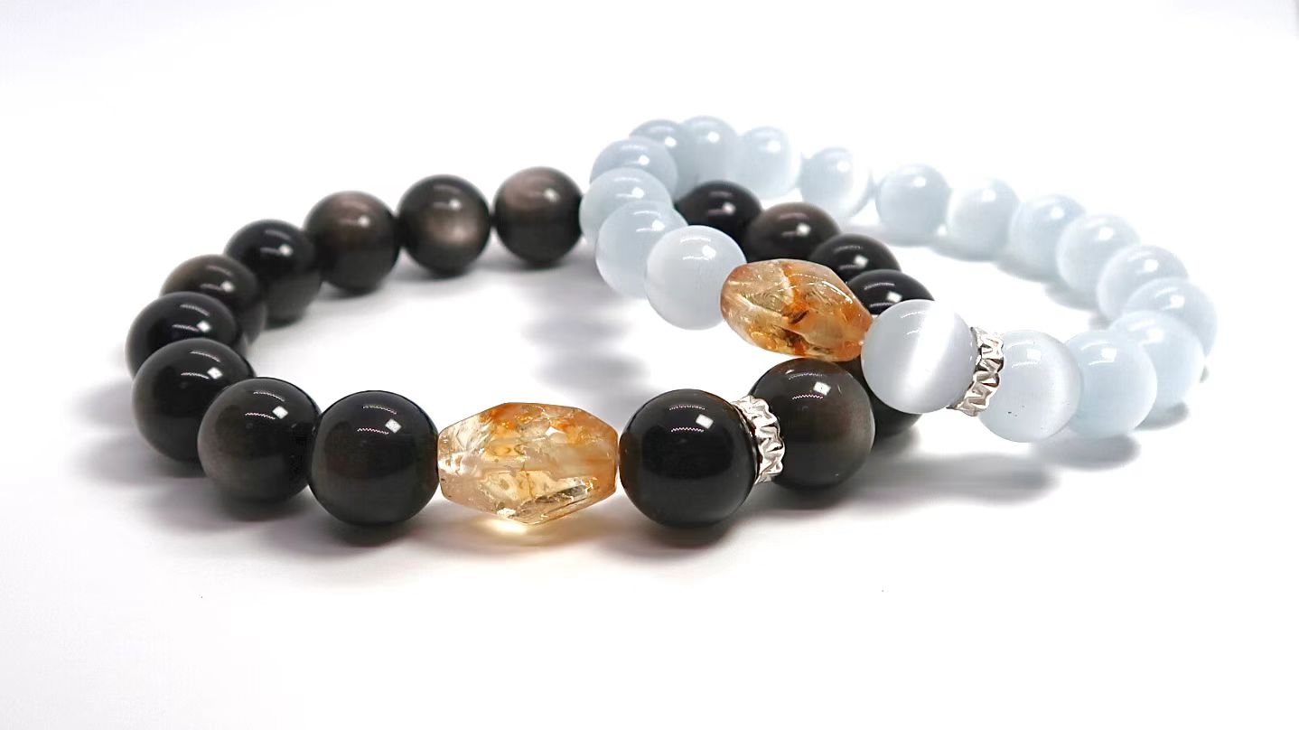 Pearl and Silver Bracelet: An Elegant Narrative on the Wrist