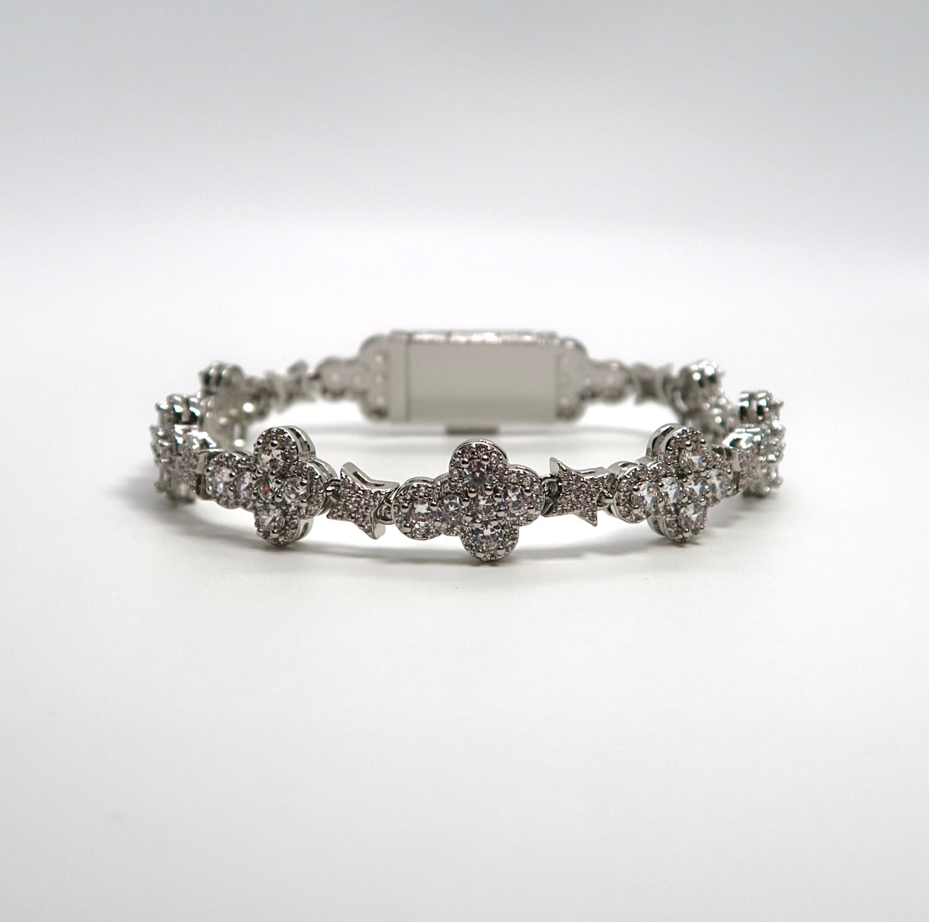 Sparkling Cross Flower Bracelet with Micro-Pavé Cubic Zirconia - DXbracelet