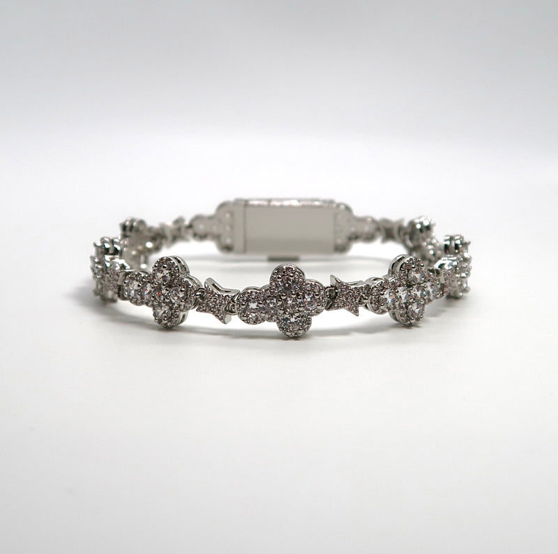 Sparkling Cross Flower Bracelet with Micro-Pavé Cubic Zirconia - DXbracelet