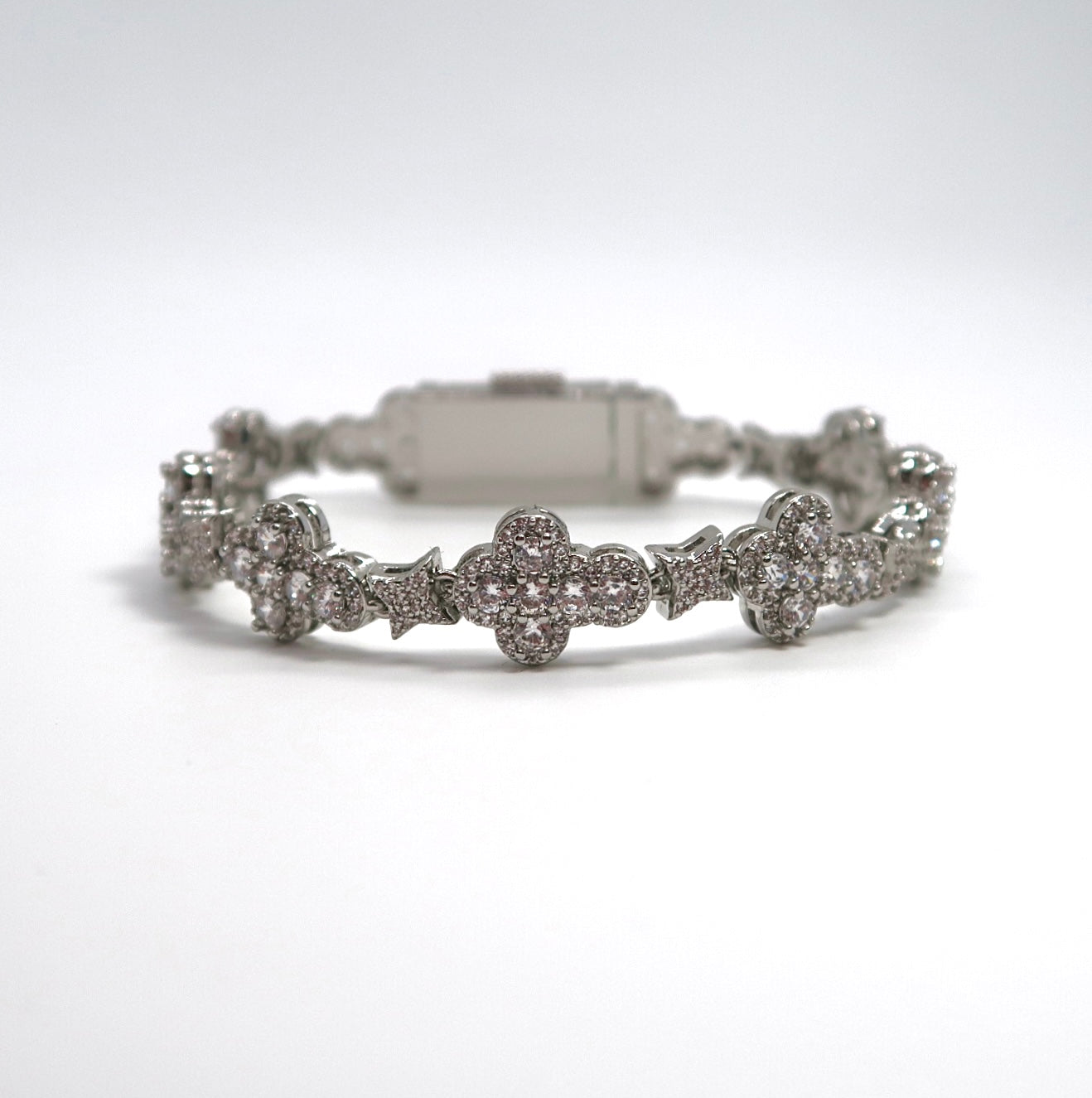 Sparkling Cross Flower Bracelet with Micro-Pavé Cubic Zirconia - DXbracelet