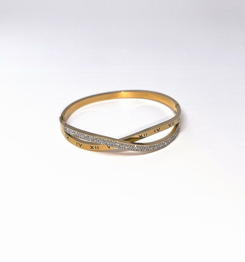 Roman numeral zircon titanium steel bracelet - DXbracelet