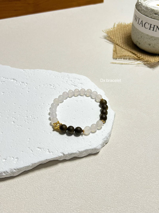 Bracelet en agate blanche naturelle et bois d'agar, argent sterling S925