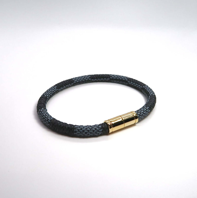 Modern Striped Leather & Alloy Magnetic Bracelet - DXbracelet