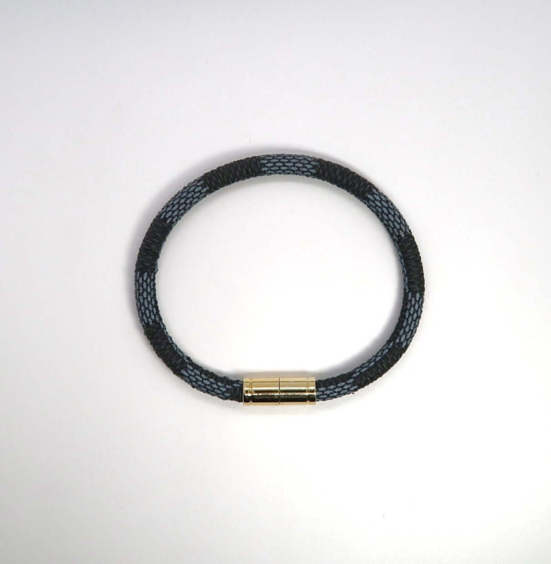 Modern Striped Leather & Alloy Magnetic Bracelet - DXbracelet