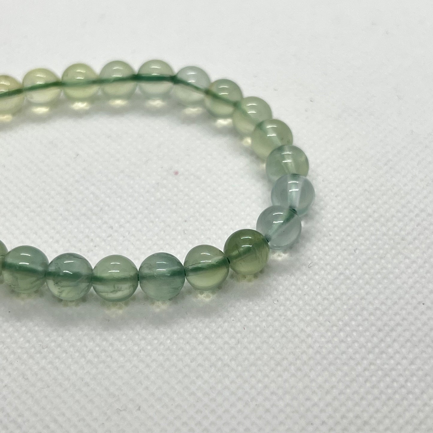 Natural Gradient Grape Stone Bracelet