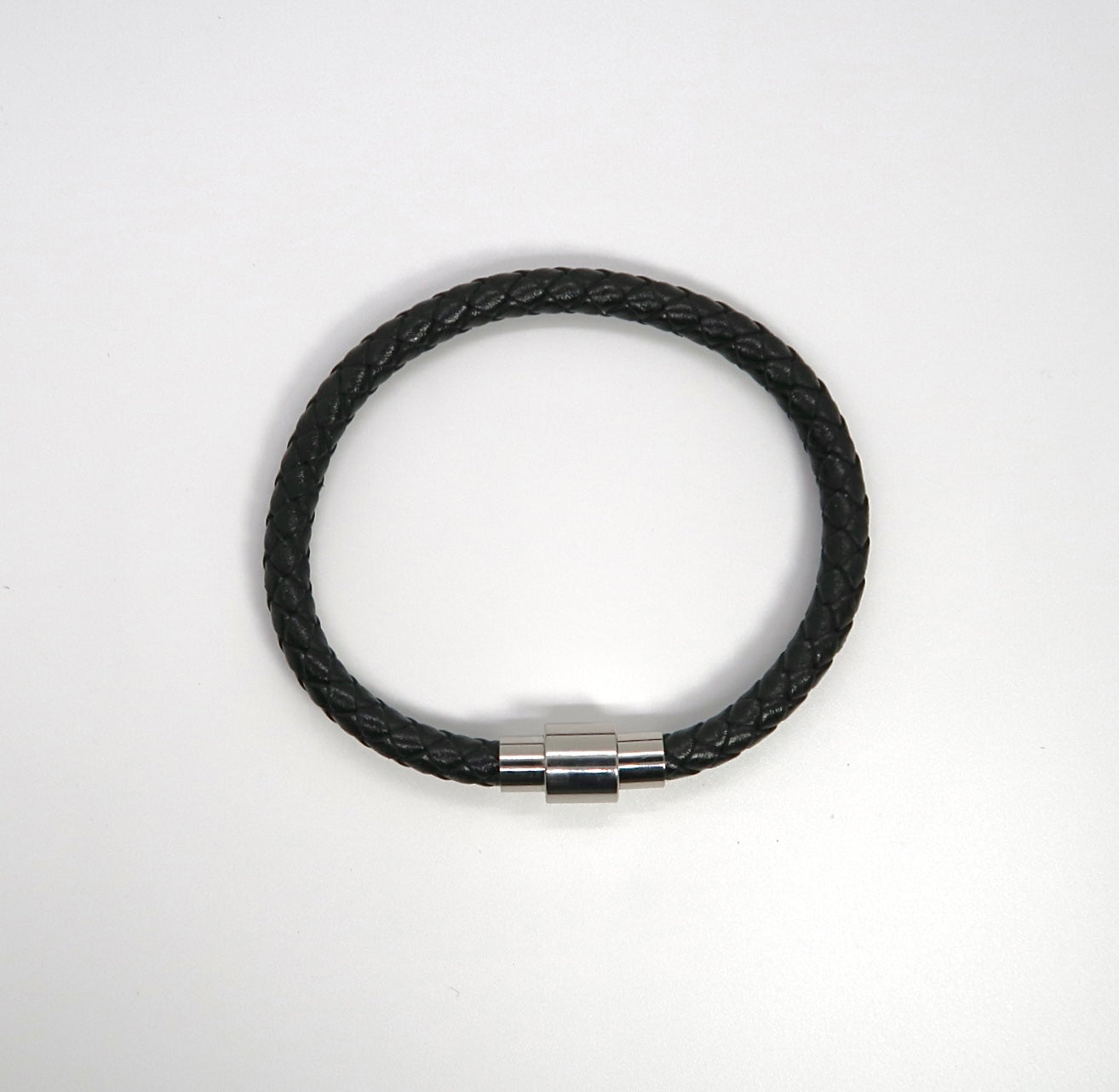 Minimalist Braided Leather Bracelet for Men with Magnetic Clasp - DXbracelet