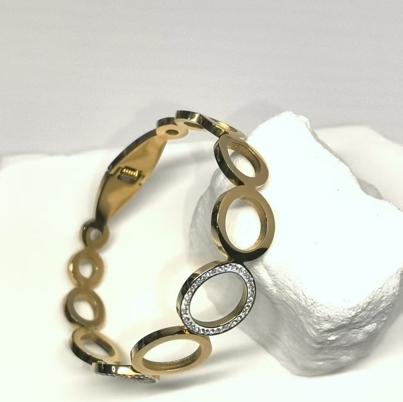 High-grade ring-shaped zircon titanium steel bracelet - DXbracelet