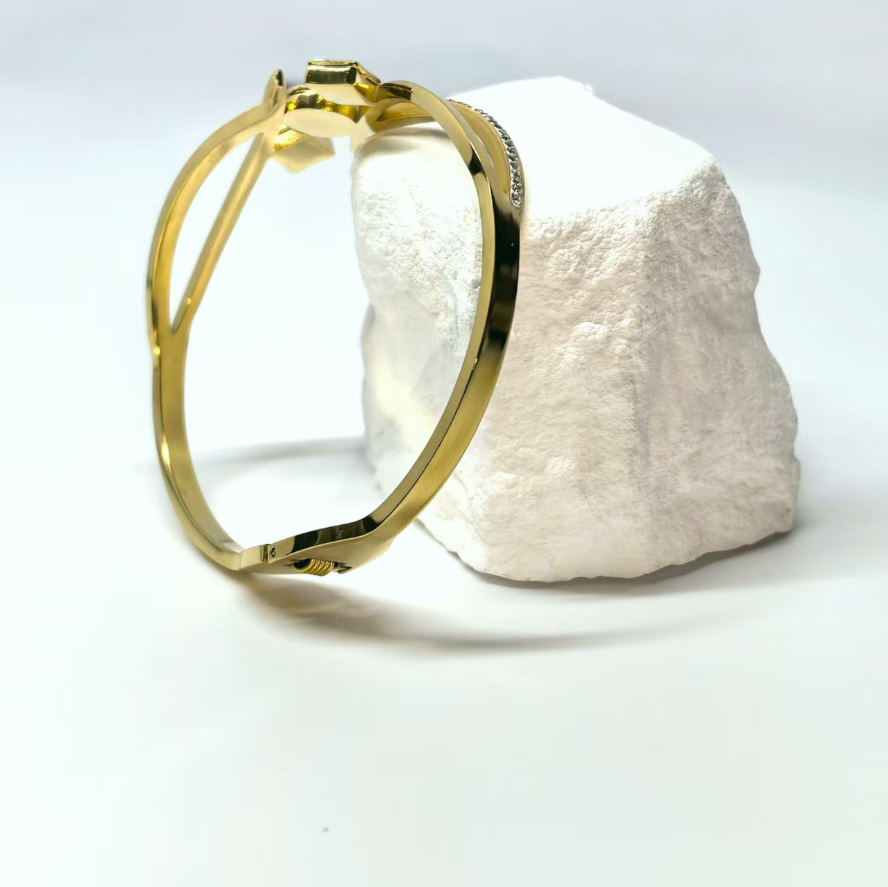 Light luxury zircon four-leaf clover titanium steel bracelet - DXbracelet