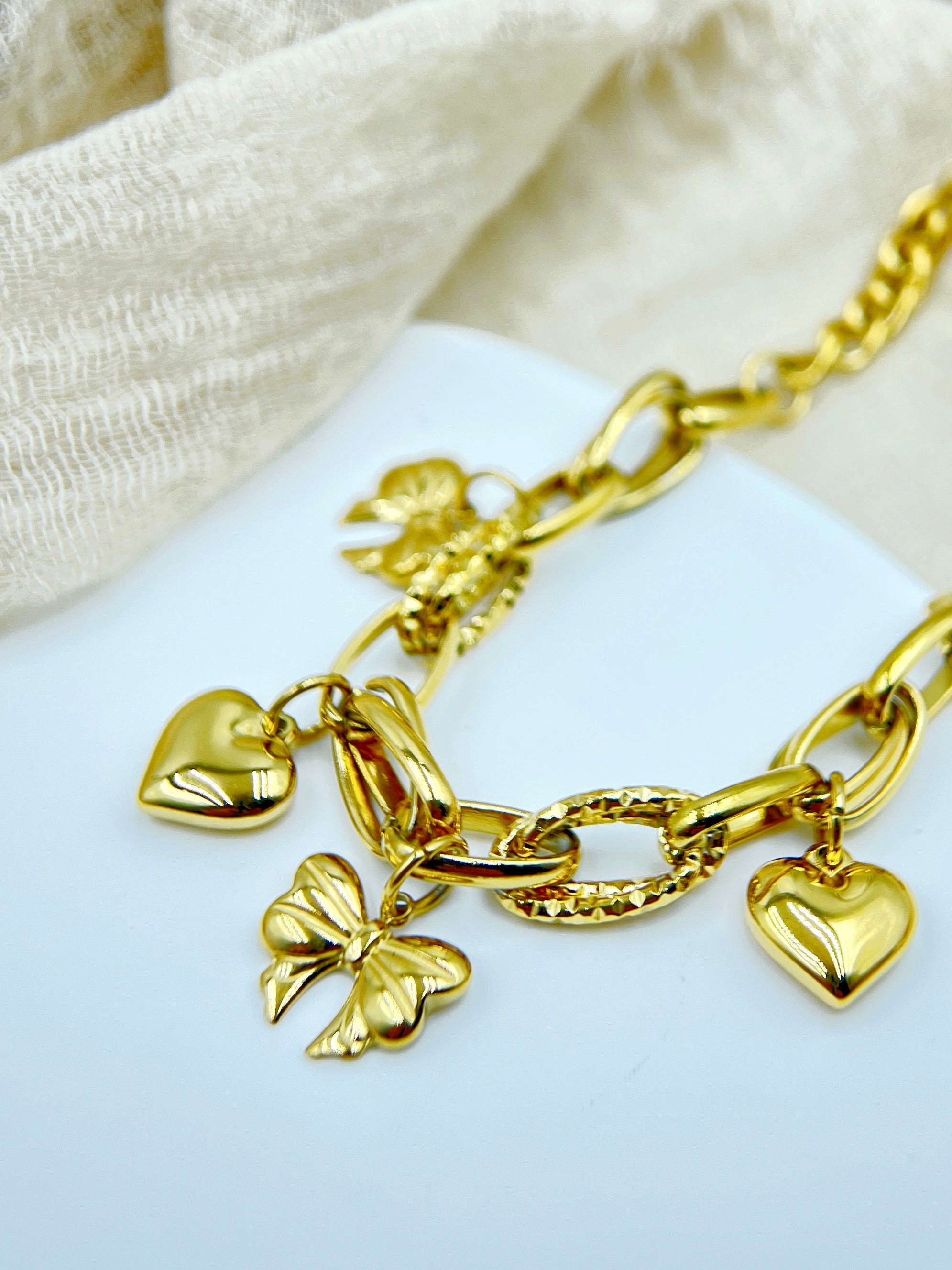Vintage Gold Tone Charm Bracelet with Heart & Bow Details | Trendy Statement Jewelry for Women | Thank You Gift Idea