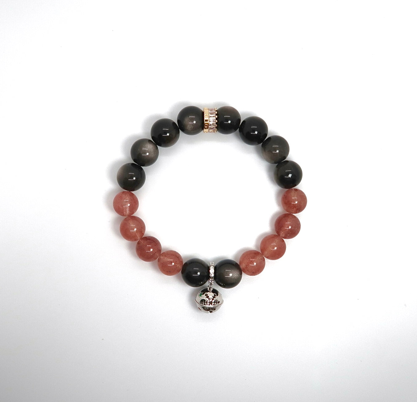 Bracelet fait main en obsidienne argentée et quartz fraise avec breloque en laiton et argent