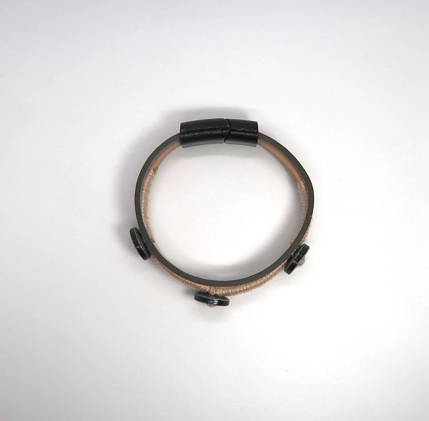 Vintage Hand-Woven Button Leather Bracelet - DXbracelet