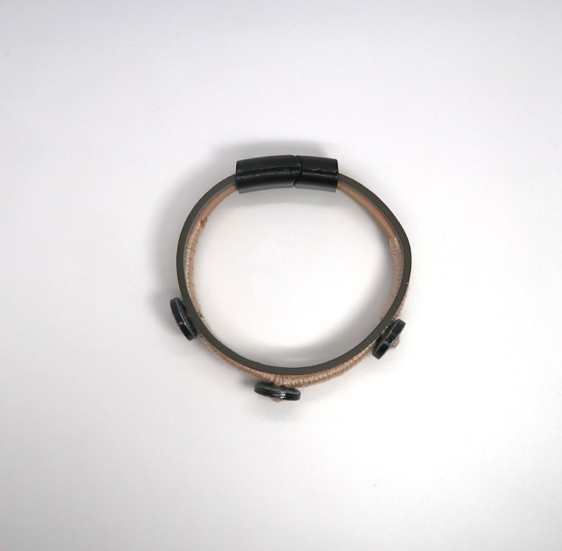 Vintage Hand-Woven Button Leather Bracelet - DXbracelet