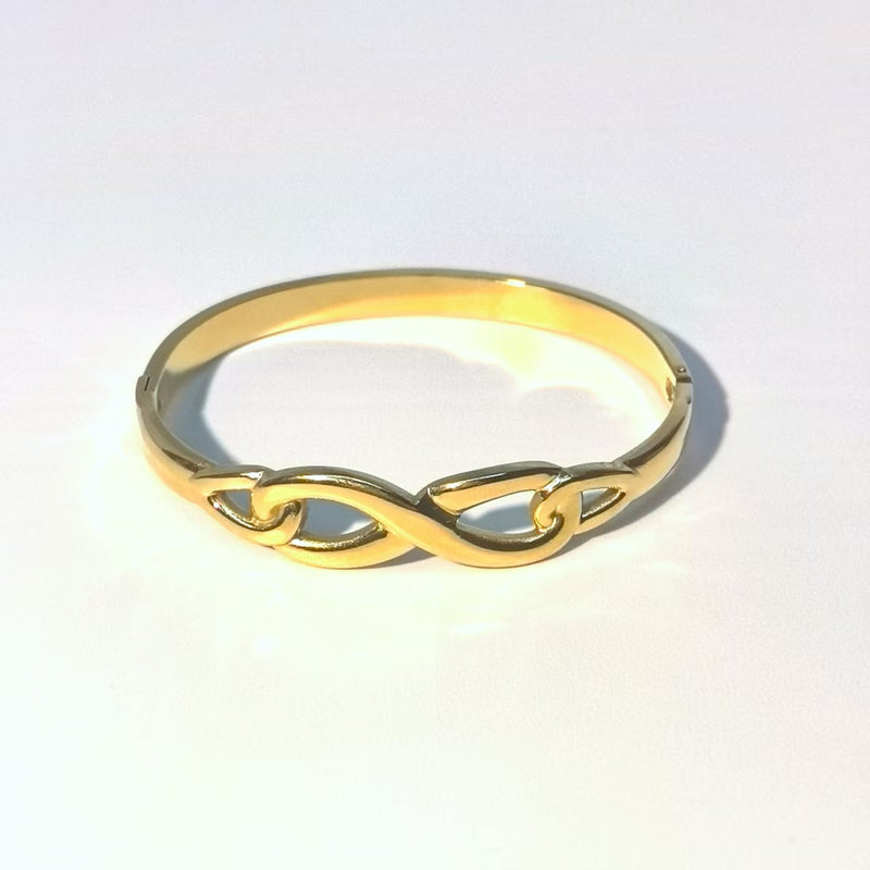 Fashion Titanium Steel Infinity Hollow Bracelet - Unique Figure 8 Design - DXbracelet