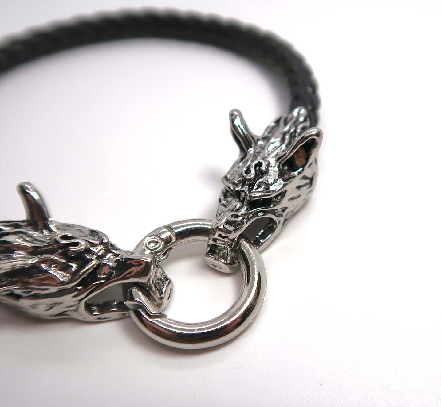 Unique Handcrafted Wolf-Head Bracelet for Men - Titanium Steel Clasp with Leather Cord - DXbracelet