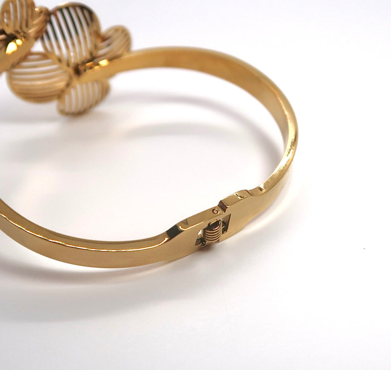 Pearl Flower Titanium Steel Bracelet - Affordable Luxury Accessory - DXbracelet