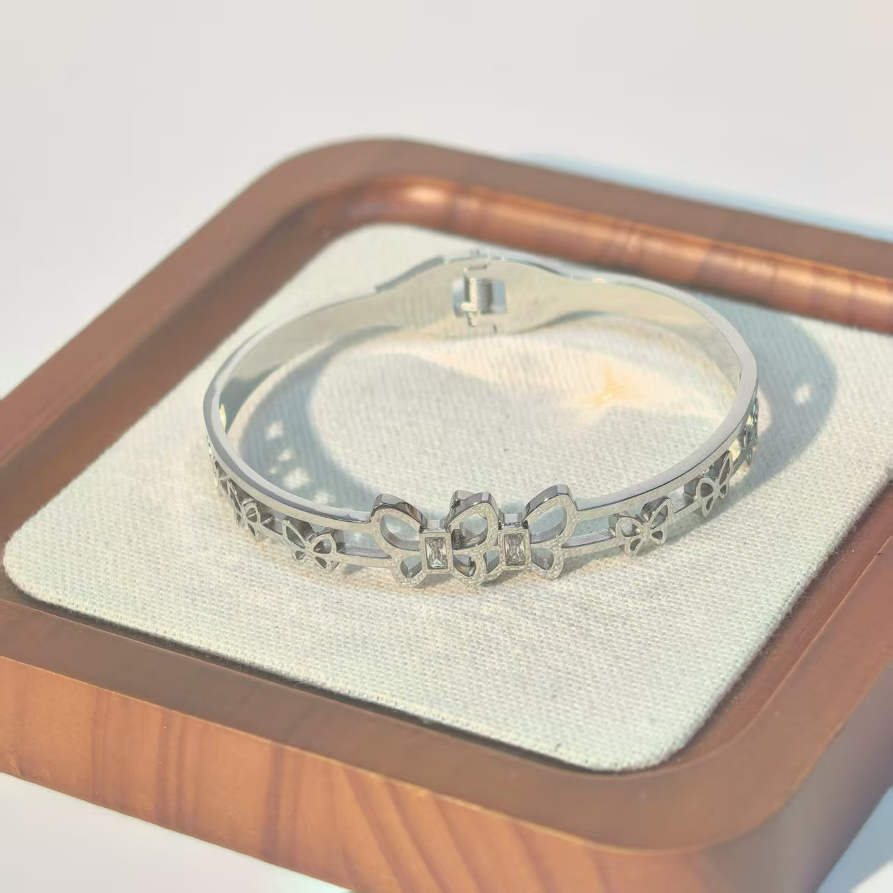 Adjustable Butterfly Openwork Bangle - DXbracelet