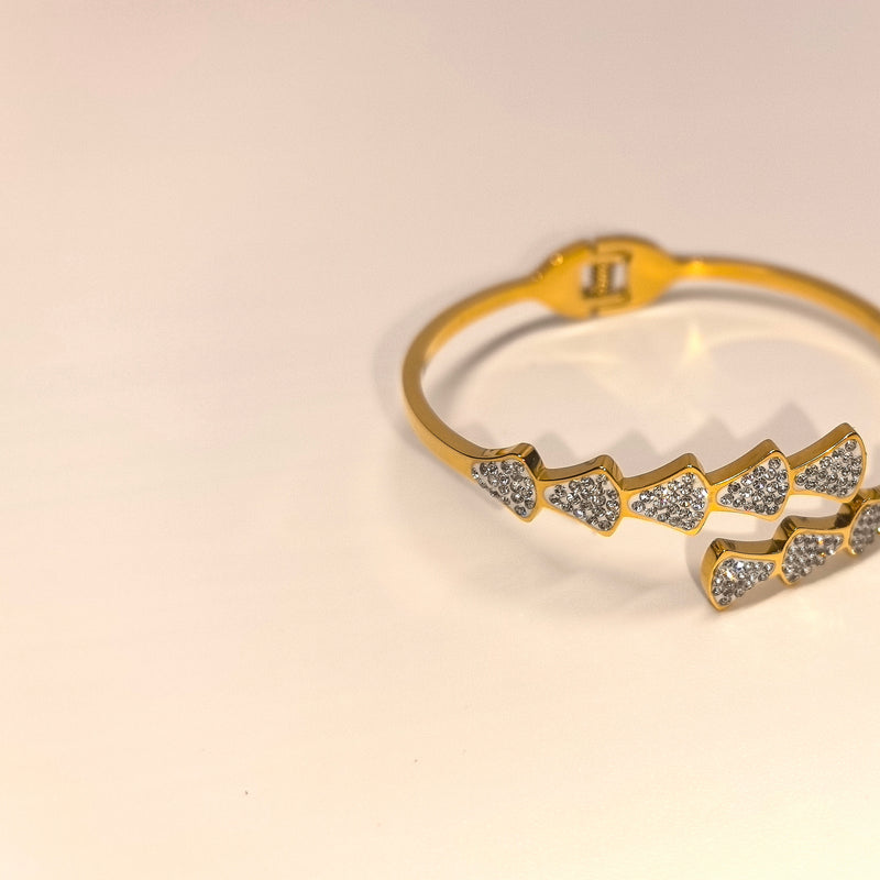 Unique diamond skirt shape titanium steel bracelet - DXbracelet