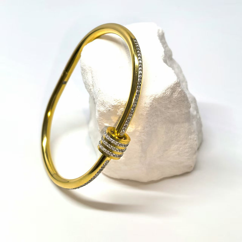 Simple diamond-studded titanium steel bracelet - DXbracelet