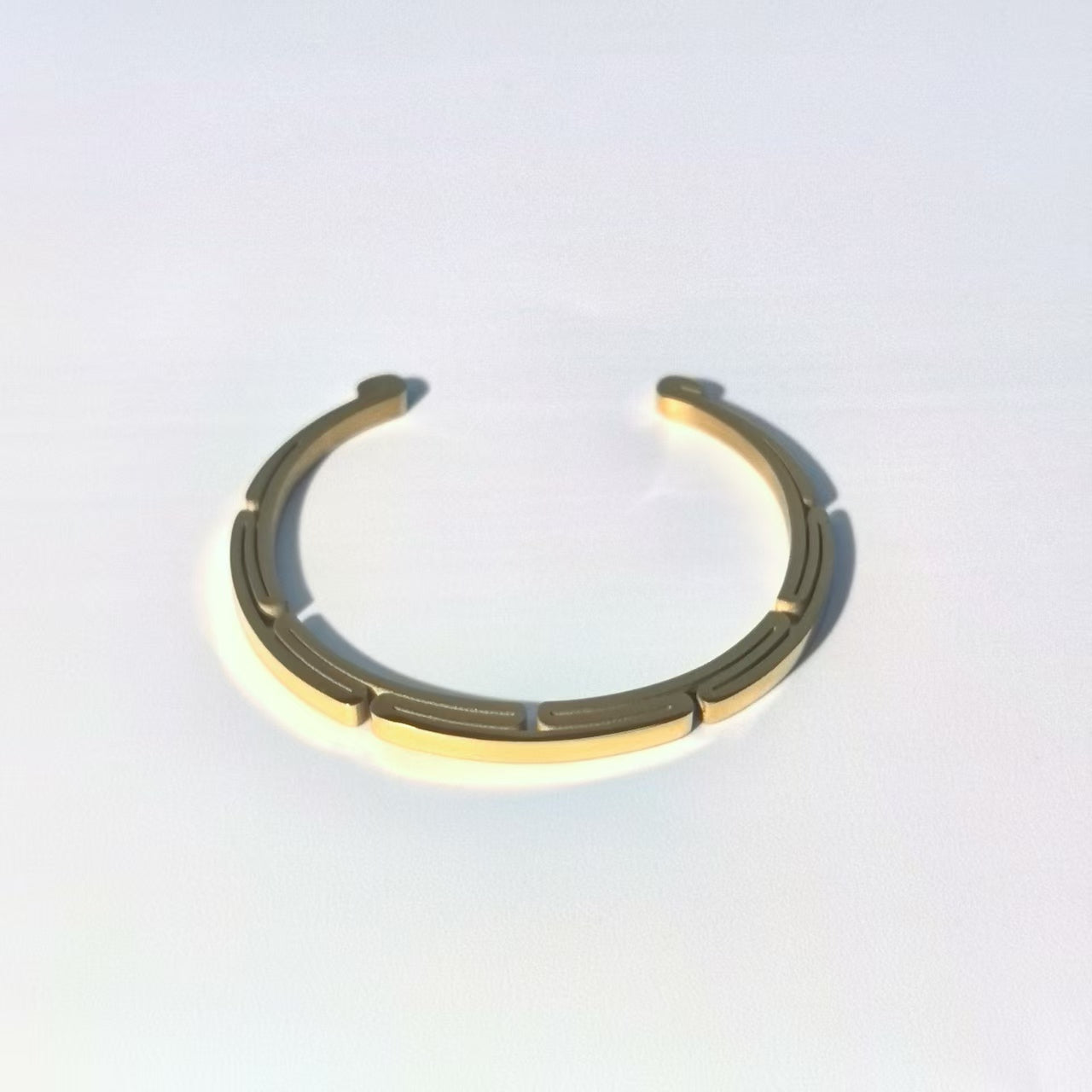 Minimalist Hinged Bangle for Men - Creative Titanium Steel Design - DXbracelet