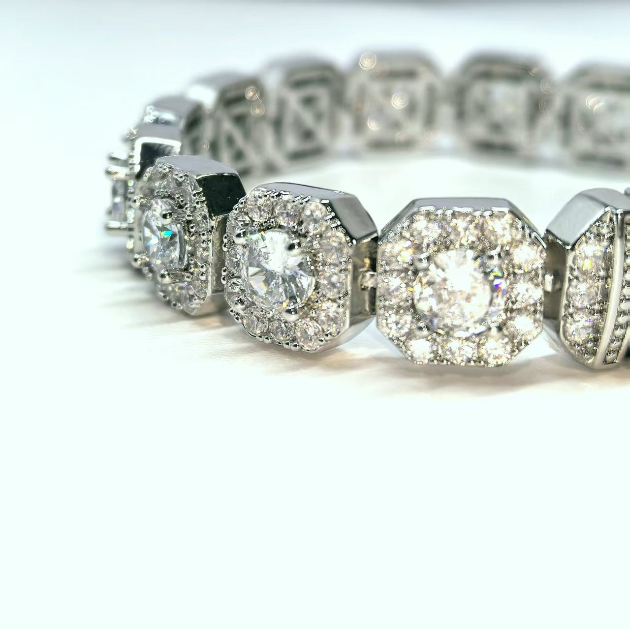 Luxury Ice-Cube Cubic Zirconia Chain Bracelet - DXbracelet