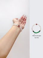 Bracelet en agate blanche, agate verte et quartz fraise avec chaîne en argent